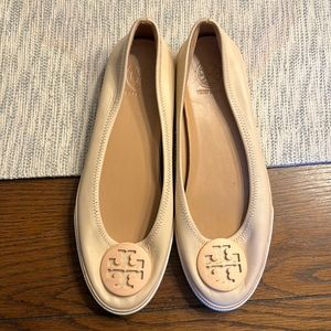 Tory Burch Flats size 7